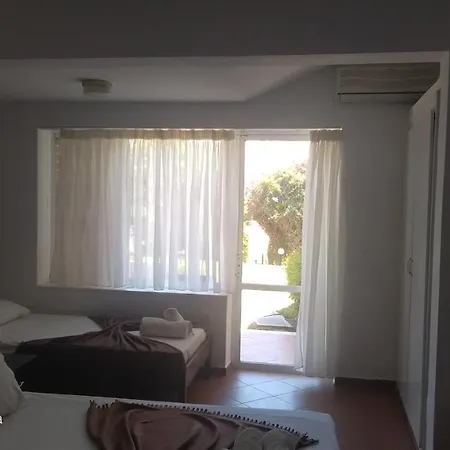 地中海之蓝公寓 3*